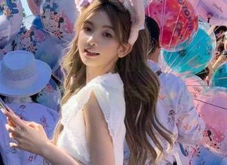 高清图片欣赏Hana Bunny的高跟鞋系列，时尚与美感的完美呈现.txt